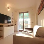 Vr - Simba Апартаменты